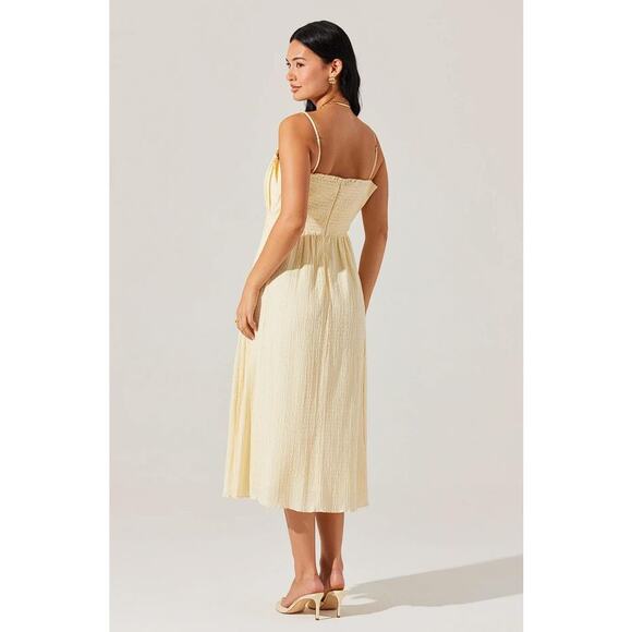 ASTR THE LABEL Women's Sunny Pleated Midi Dress Size M In Soft Yellow - Picture 3 of 13